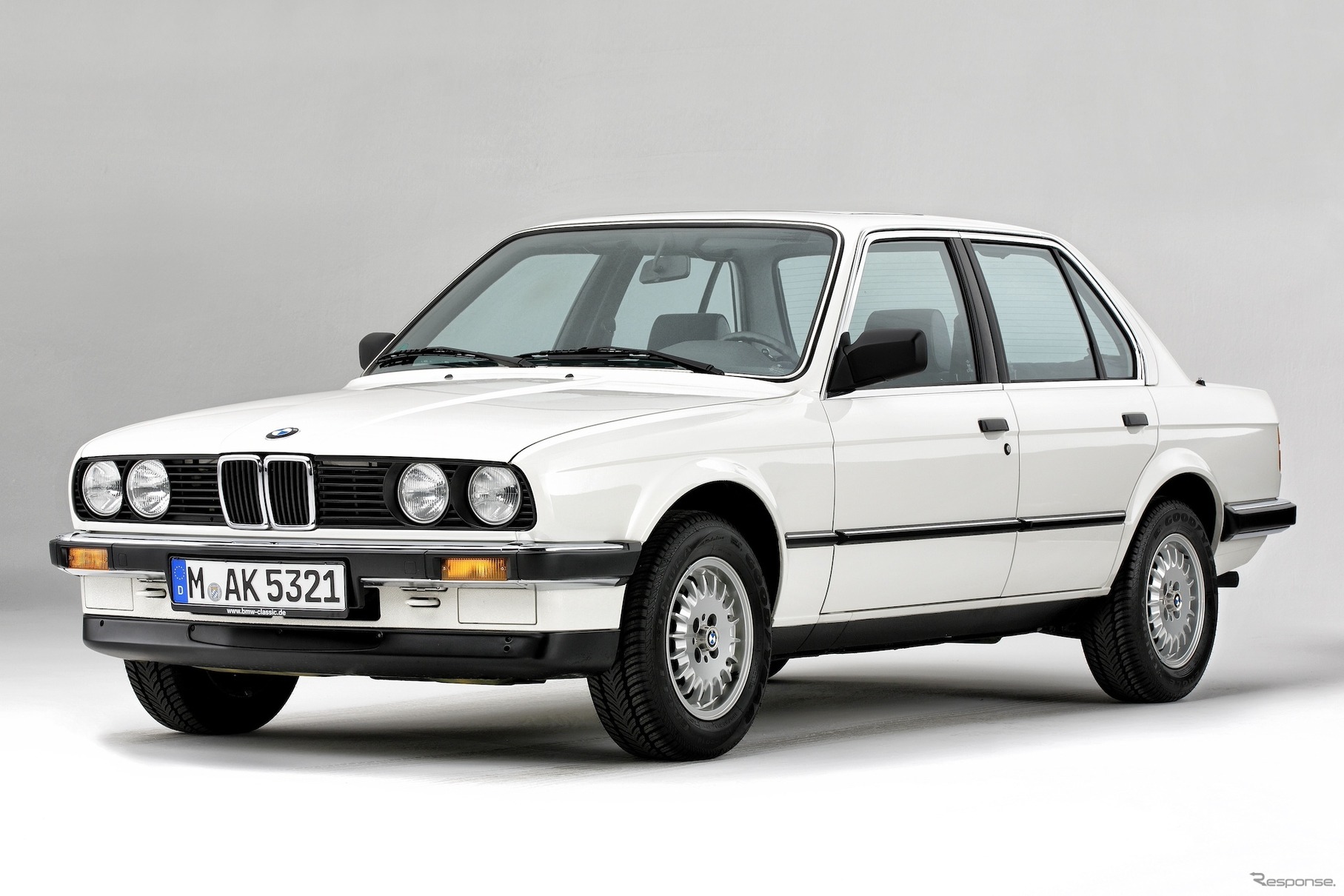 BMW 3シリーズ（E30、1982年）