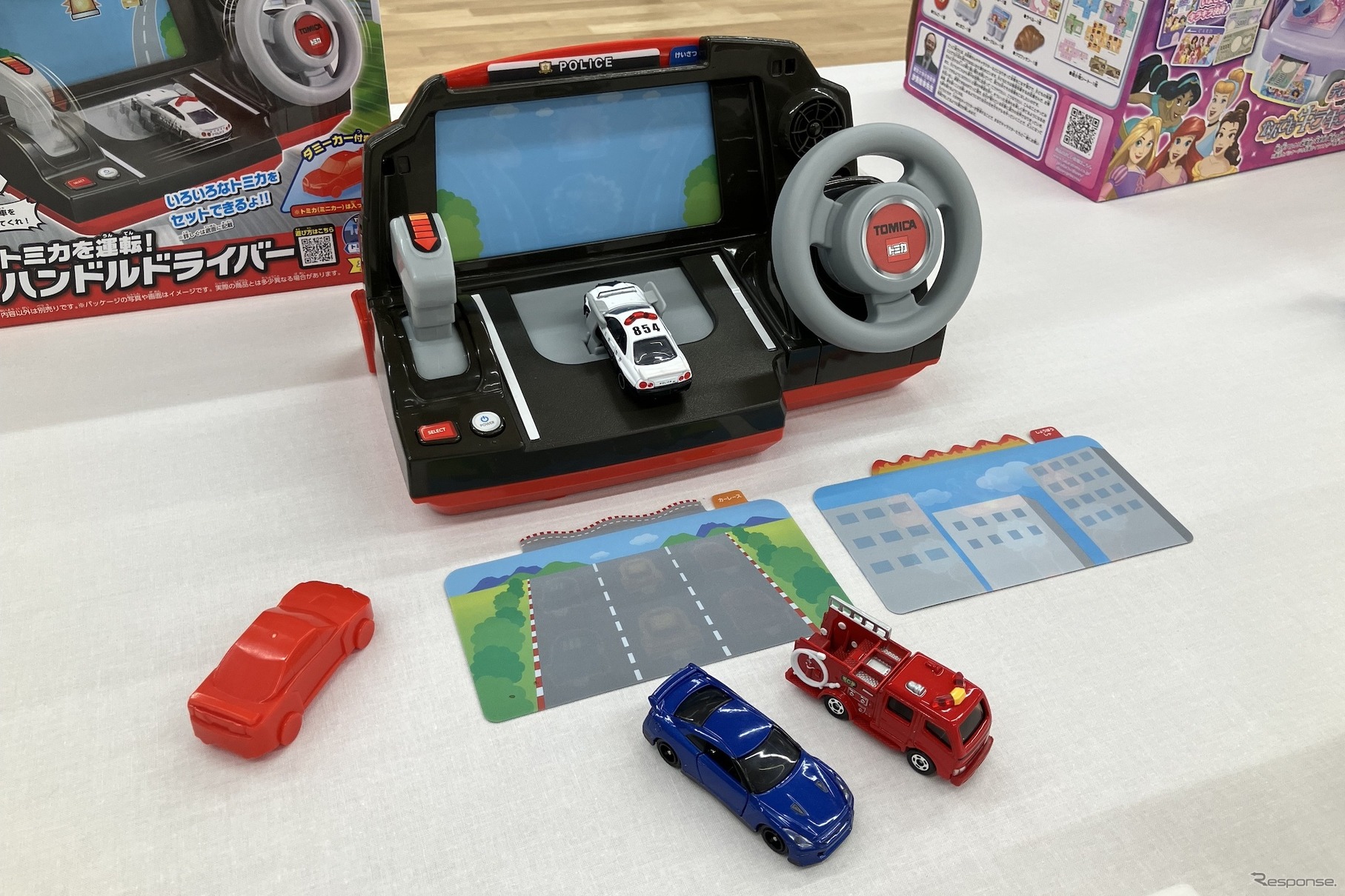 トミカを運転！ ハンドルドライバー（タカラトミー）