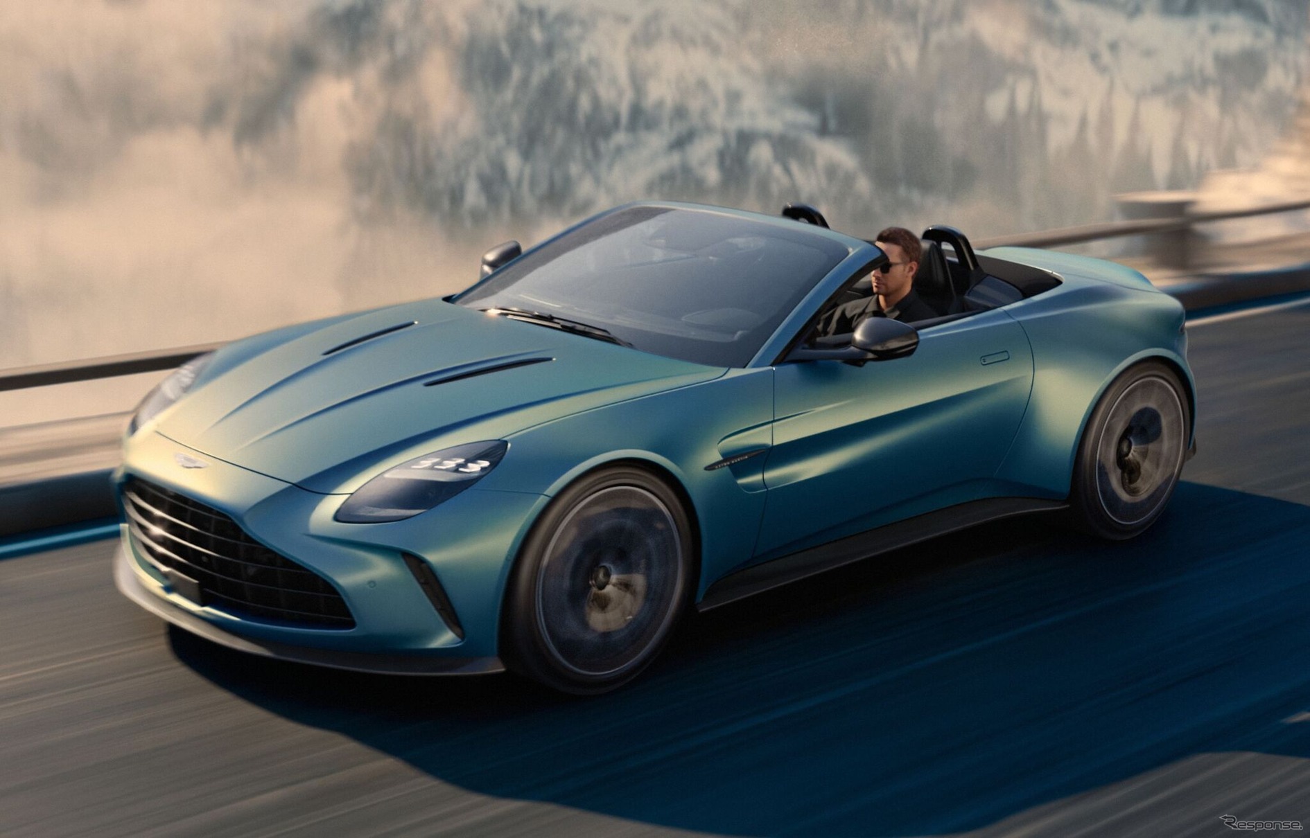 アストンマーティン・ヴァンテージ・ロードスター新型