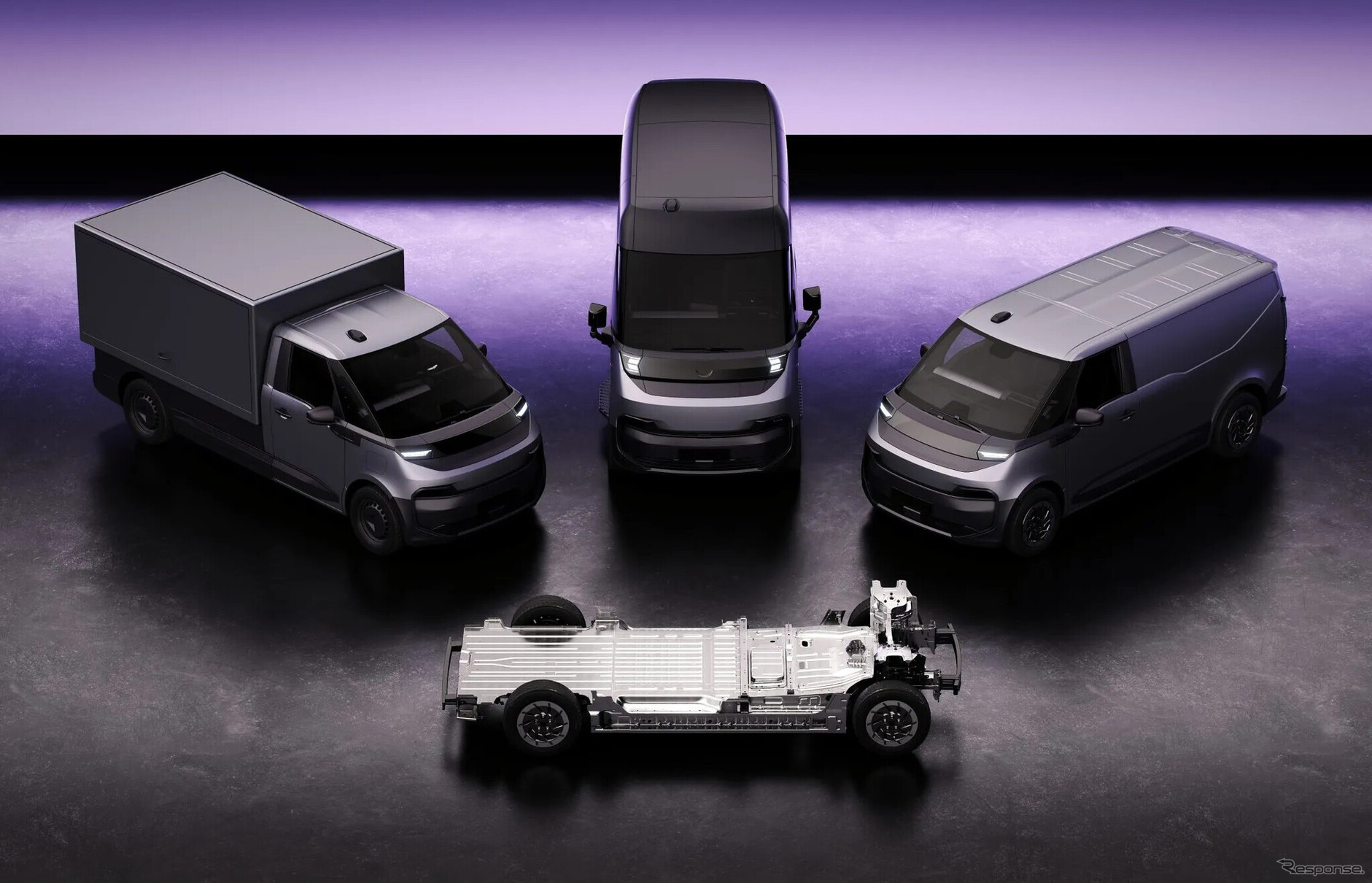 フレキシスの次世代都市物流EV。左からCargo Van、Step-in Van、Panel Van。