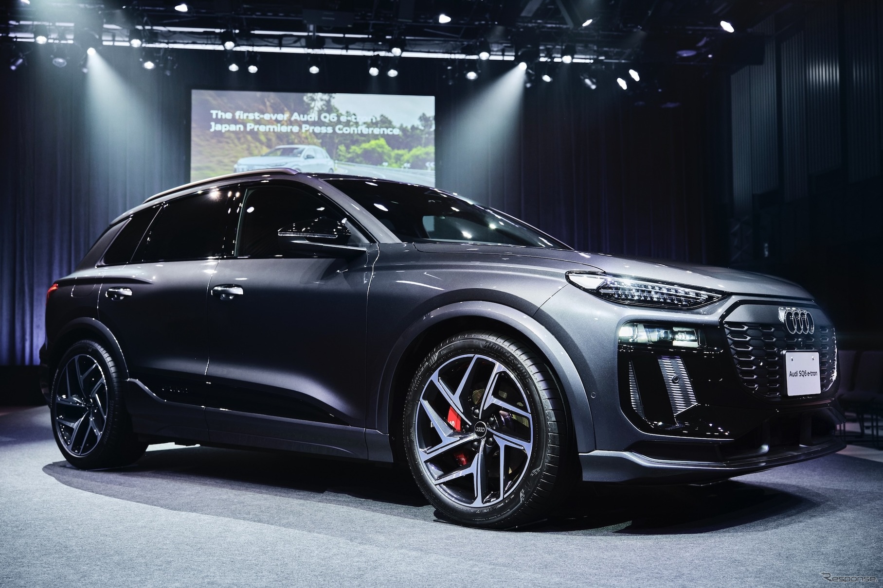 アウディ SQ6 e-tron