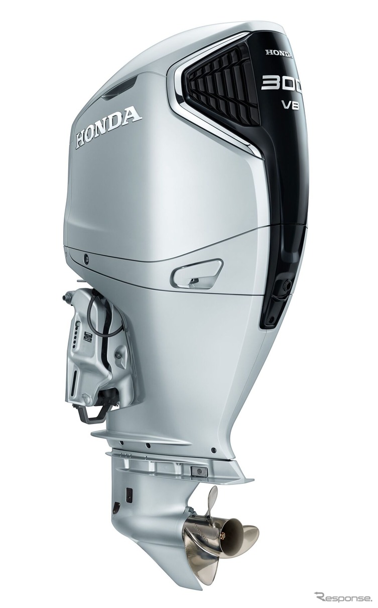 ホンダのV8大型船外機「BF300」