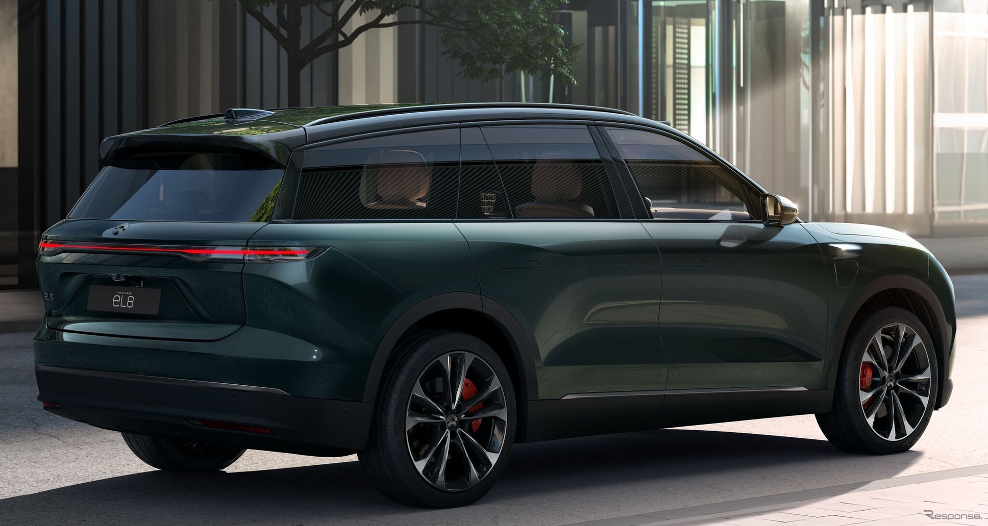 NIO EL8