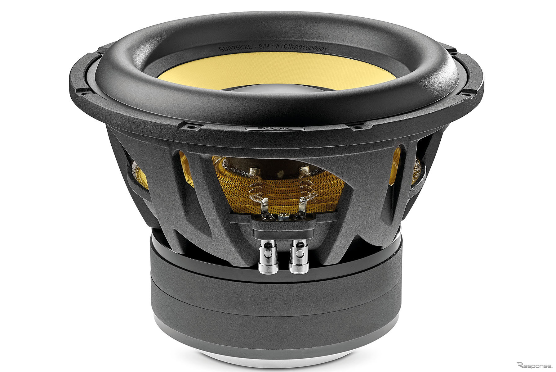 「単体サブウーファー」の一例(フォーカル・SUB 25 KXE)。