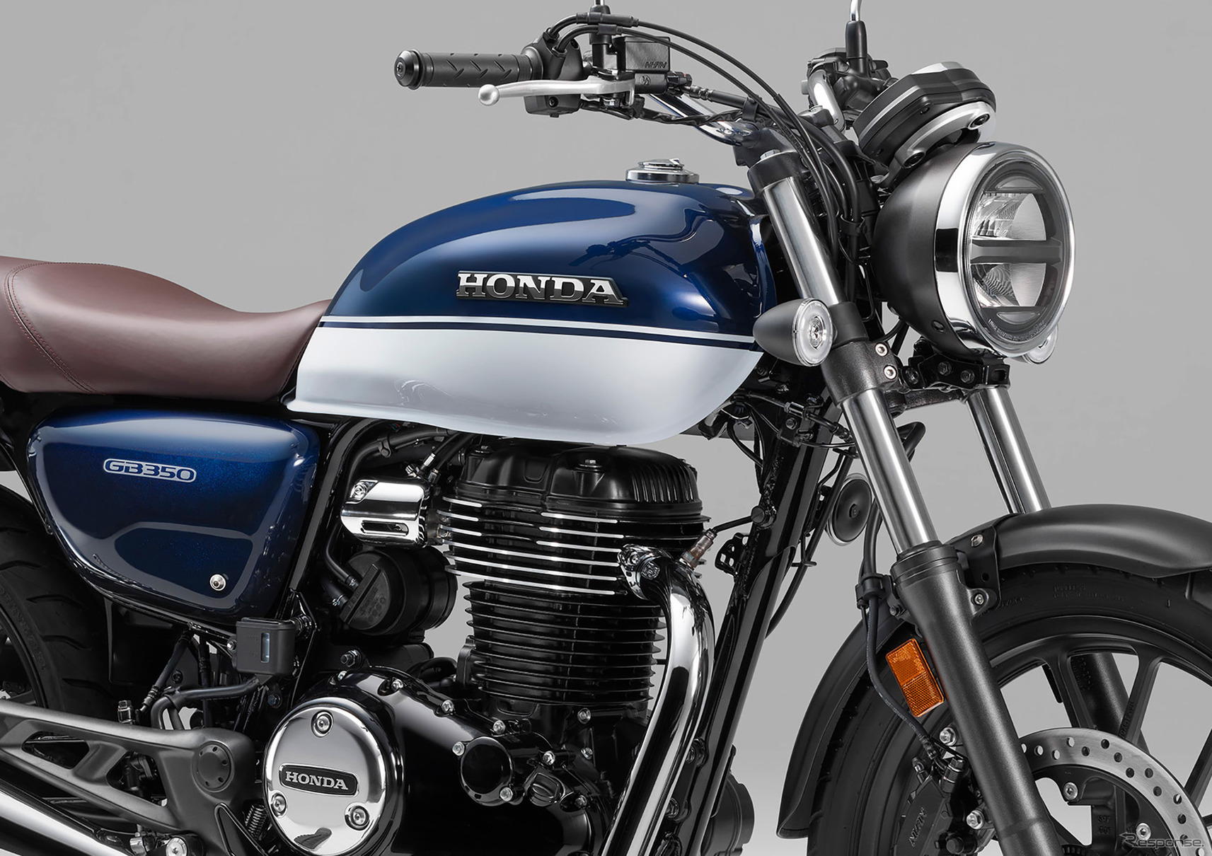 ホンダ GB350（パールホークスアイブルー）