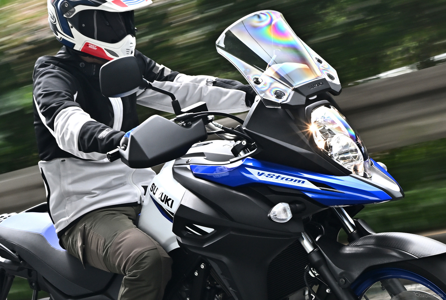 スズキ Vストローム650 XT ABS