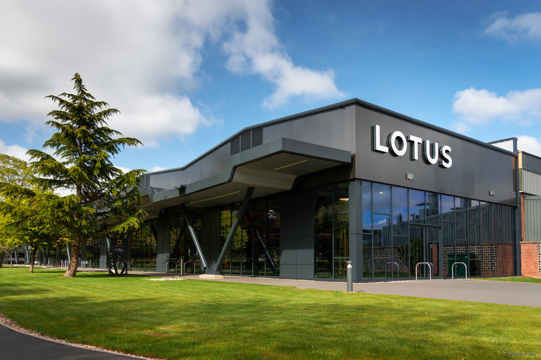 ロータスの英国工場