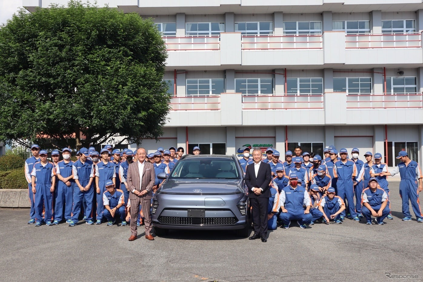ヒョンデがEV『コナ』を群馬自動車大学校に寄贈