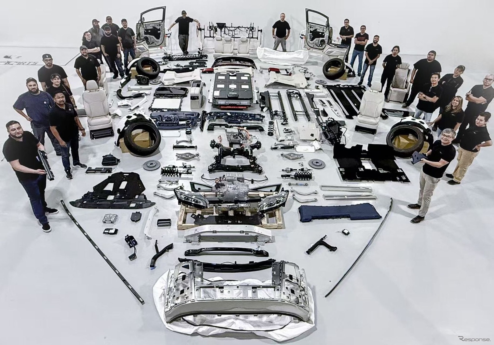 新型電動ミニバン「FXスーパーワン」の試作生産開始