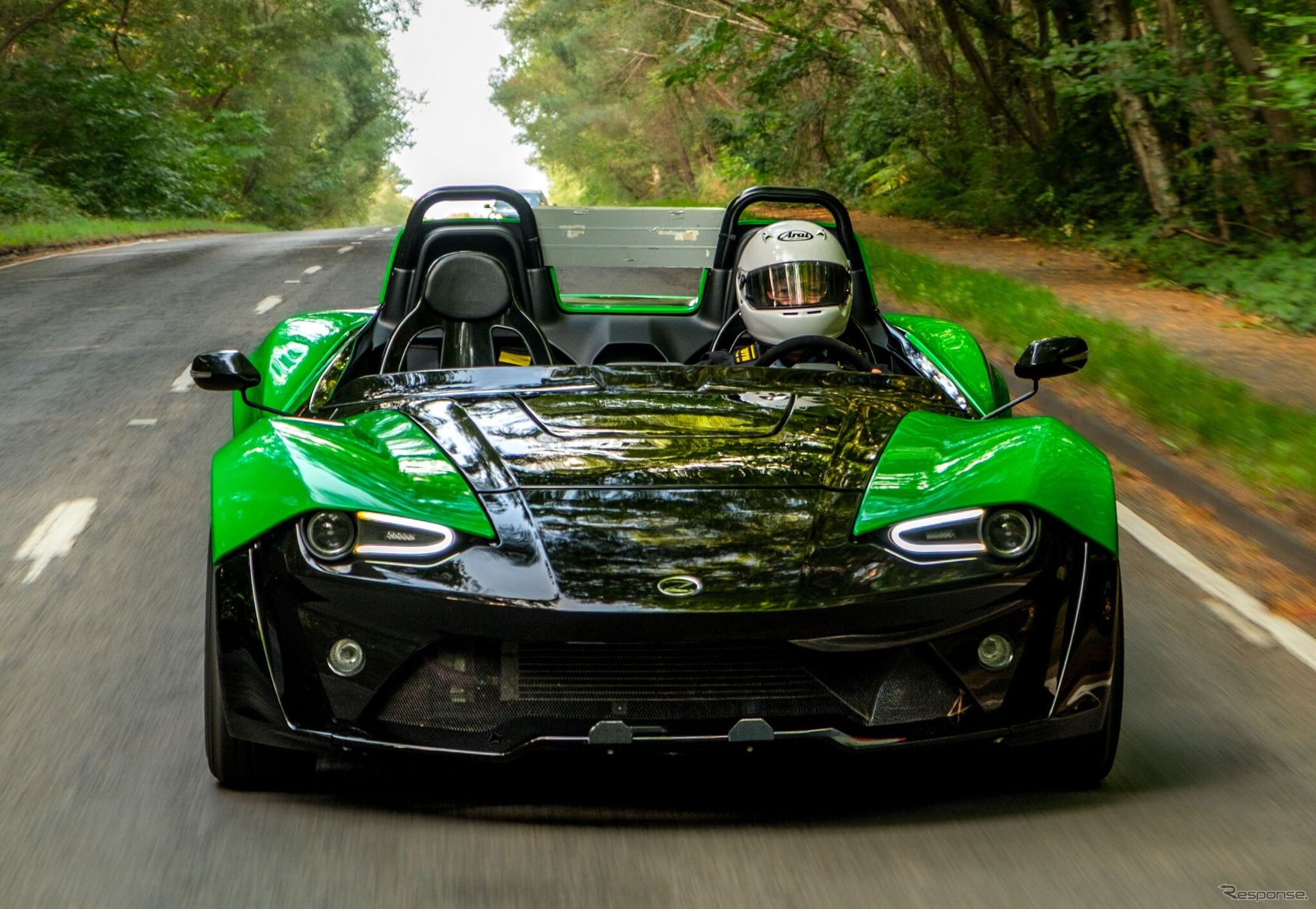 ゼノス（Zenos）『E10 RZ』のエンジニアリングプロトタイプ