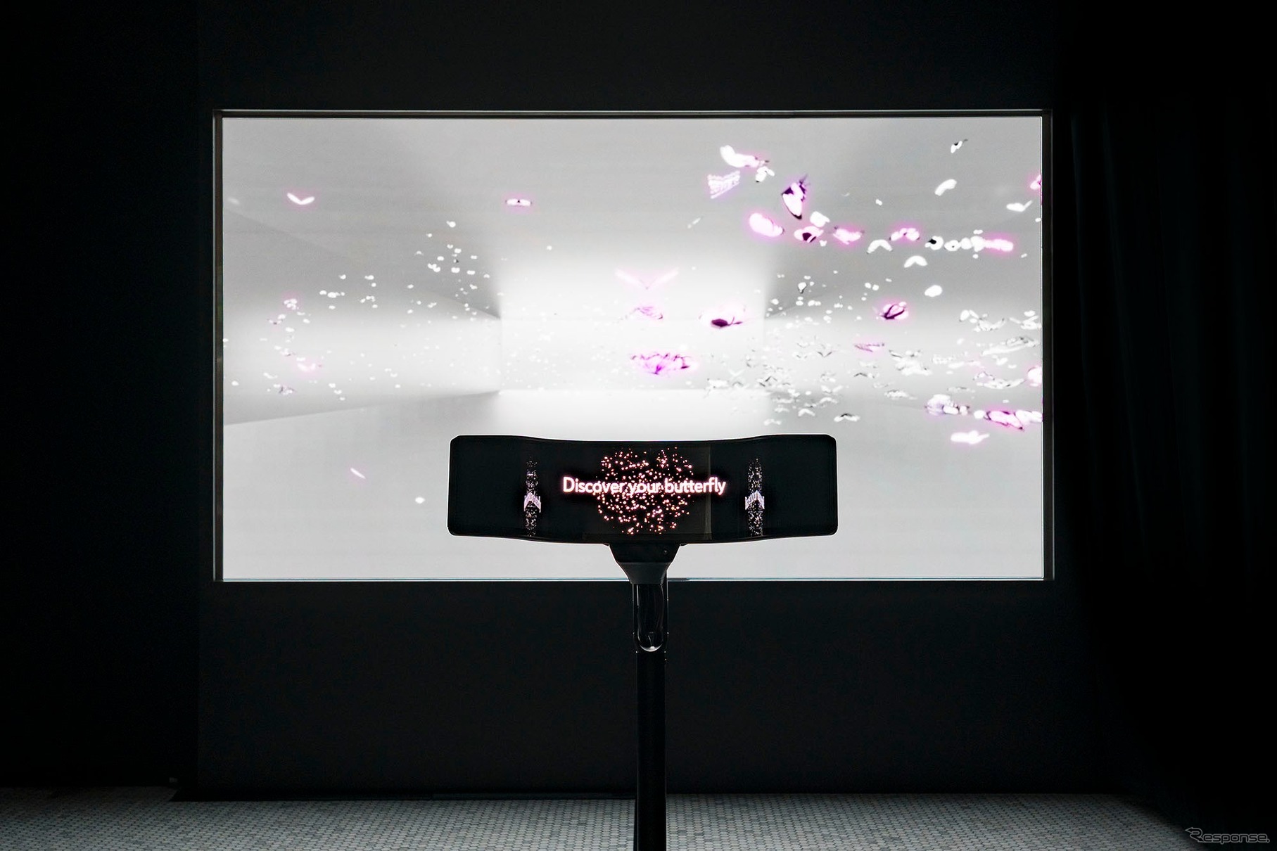 インタラクティブ作品『Discover Your Butterfly -Butterfly is your symbol unrealized potential to make an impact on the world-』