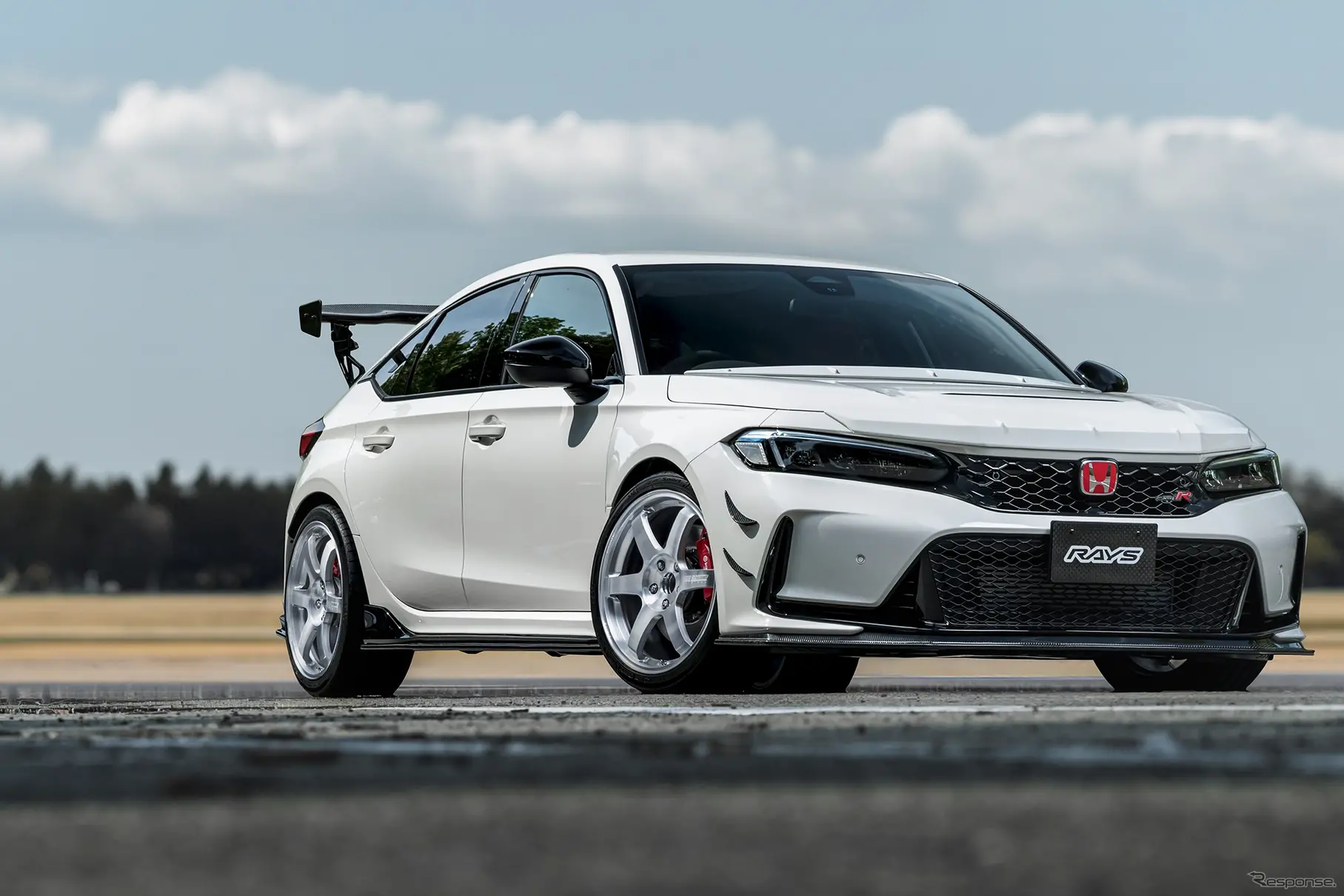 TE37 SAGA S-plus A.S.T. ブラッシュド × Honda シビック TYPE-R