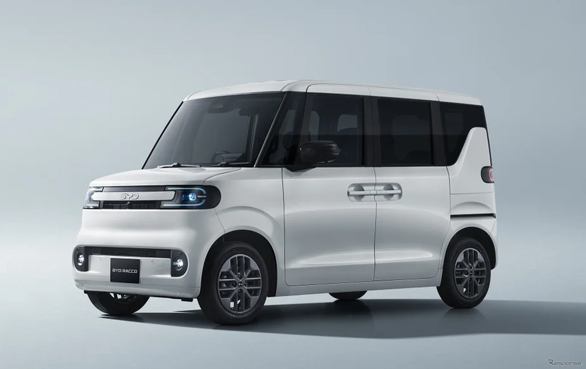 中国BYDが日本の軽自動車市場に挑む、軽EVトールワゴン『RACCO』世界初公開…ジャパンモビリティショー2025