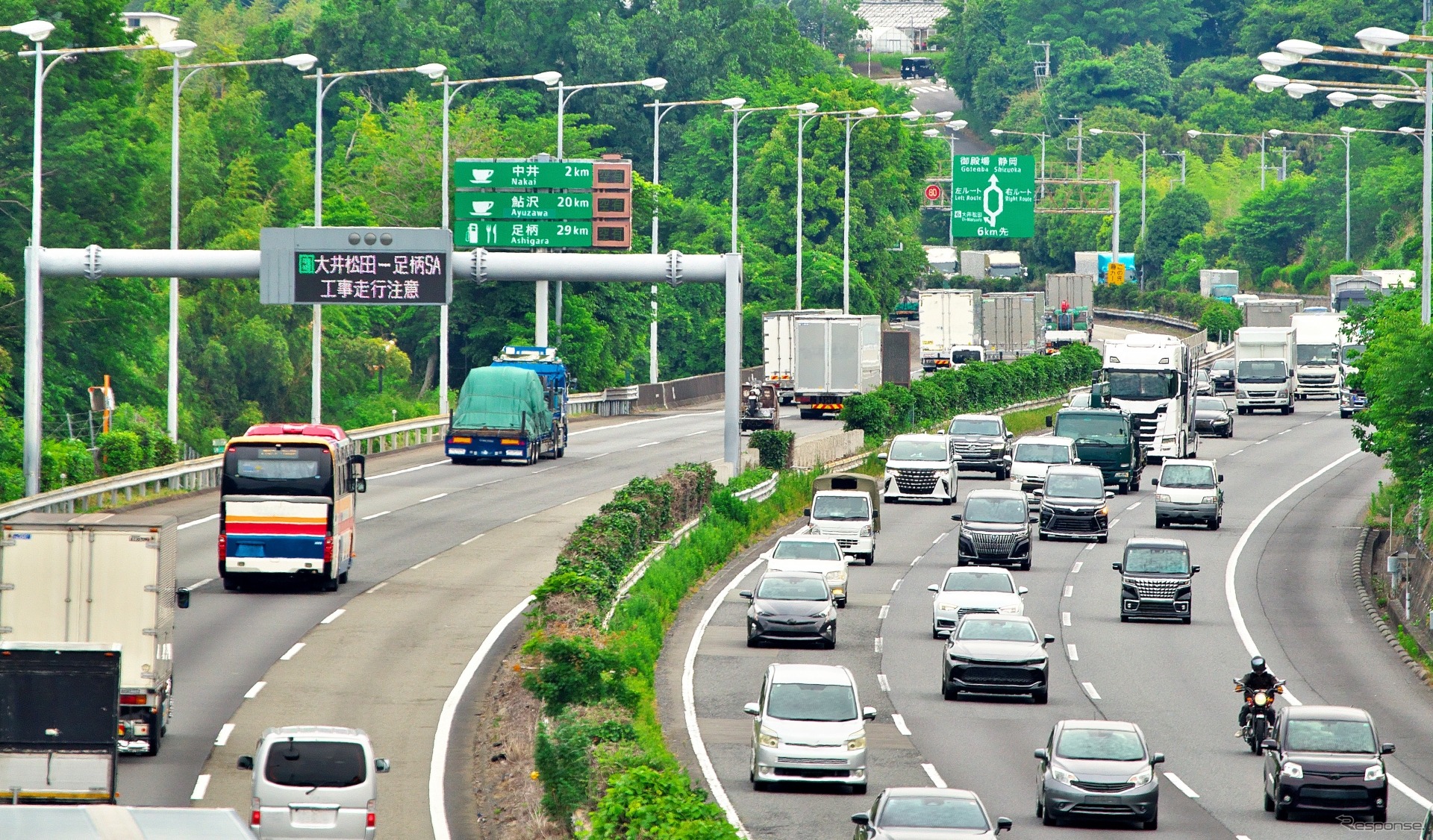 自動車の「走行距離課税」導入、政府・与党が見送りへ(写真はイメージ)
