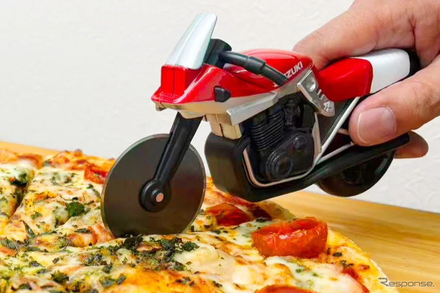 スズキのKATANA型ピザカッター「ピザカッターナ」