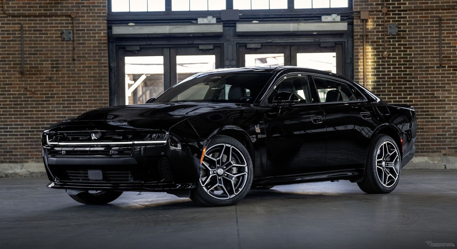 ダッジ『チャージャー スキャットパック』の4ドア