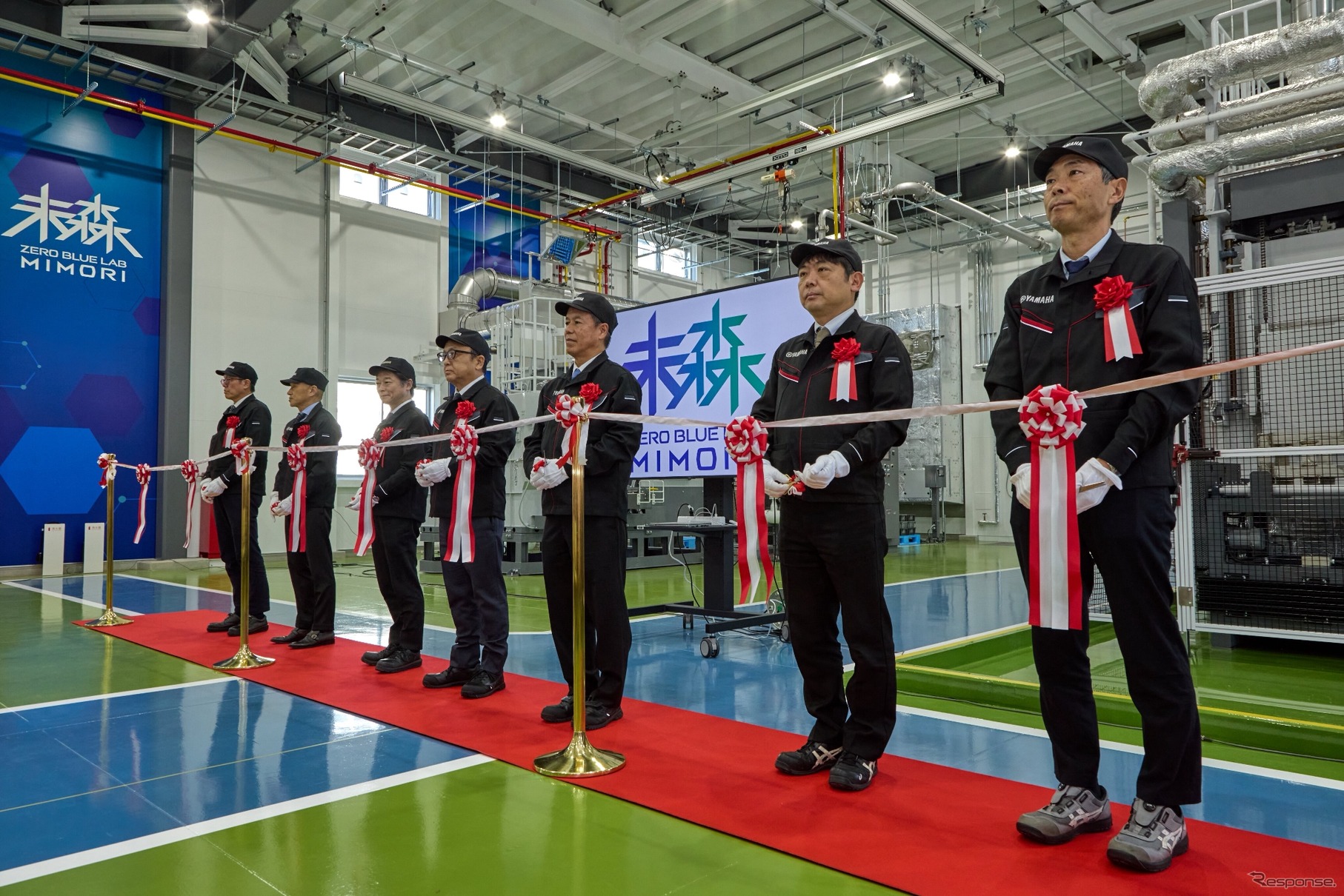 設楽社長の出席のもと、実証施設にてテープカットセレモニーを実施