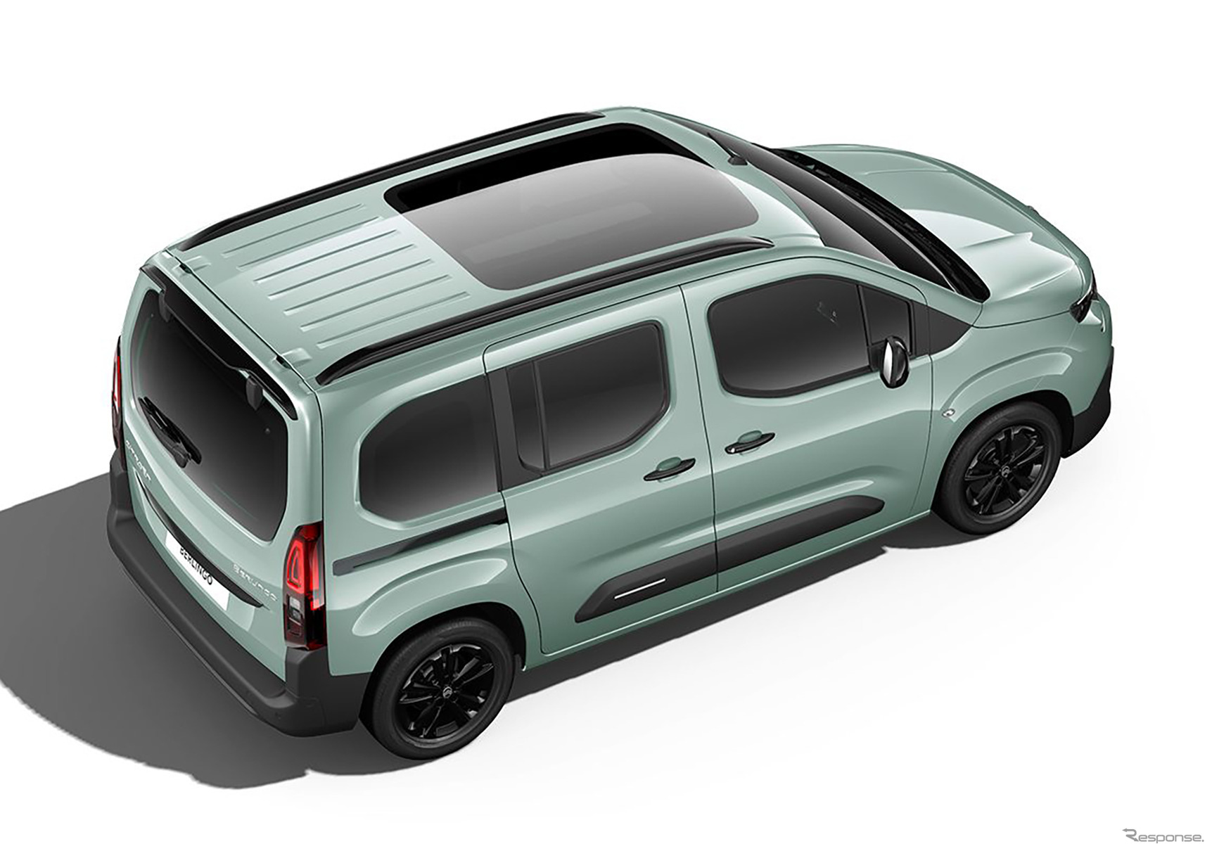 シトロエン・ベルランゴの特別色「アクア グリーン」(5人乗り)