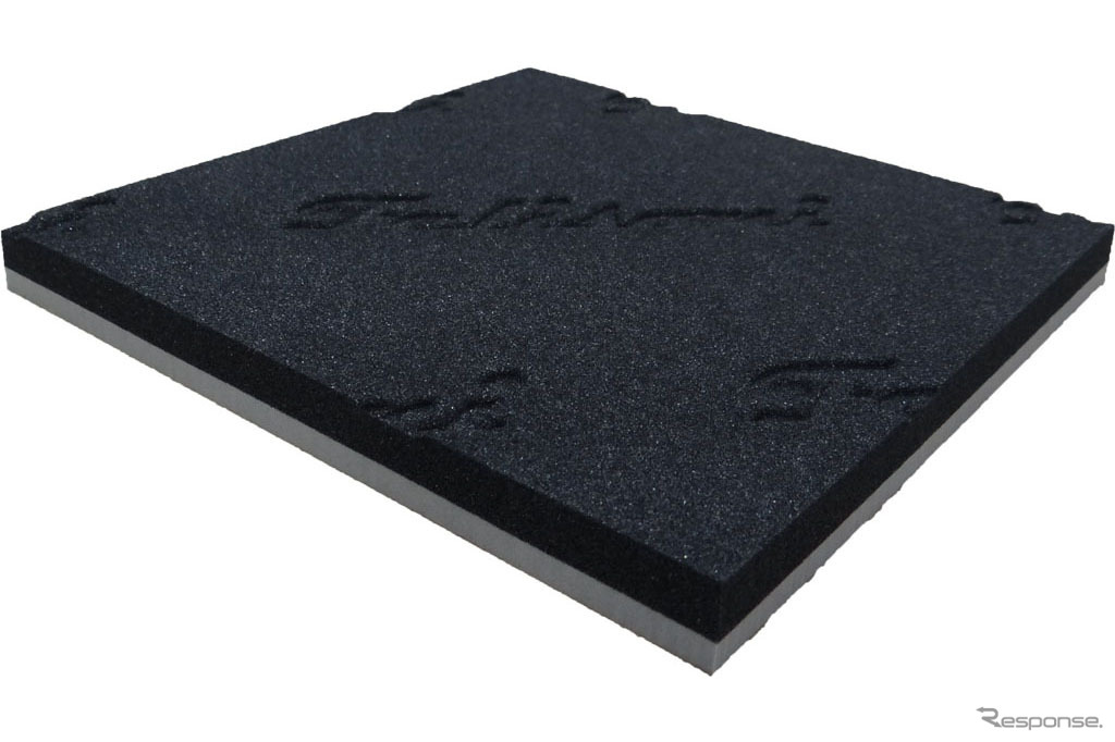 スピーカーの真裏への「背圧処理」に向いた部材の一例(フェリソニ・DS-15WP)。