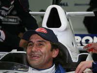 ザナルディがF1マシン操縦 画像