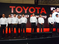 【東京オートサロン16】GAZOOレーシング ニュル参戦ドライバー「車造りに貢献できれば」 画像