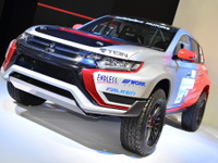 【東京オートサロン16】三菱 ラリーカー アウトランダーPHEV ラリーカー［詳細画像］ 画像