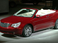【ロサンゼルスモーターショー06】コンバーチブルメーカーの最新モデル…クライスラー 画像