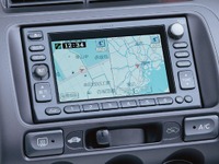 【ホンダ『フィット』発進】CDナビを選ぶか、DVDナビを選ぶか……悩む 画像
