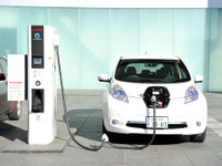 【日産 リーフ 試乗】ライバル多い今だからこそ「もっとやっちゃえ」…青山尚暉 画像