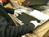 【プロショップへ行こう】スピーカー装着における匠の技術 パート5…内張りパネルの制振・吸音・遮音 画像