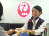 JAL、乗客の「ドクター登録制度」を開始…機内で迅速な応急対応 画像