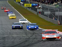 【JGTC特別戦】大人気のマレーシア特別戦、4万3000人が熱狂! 画像