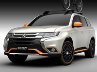 【大阪オートメッセ16】三菱 アウトランダーPHEV & デリカ、アクティブなカスタマイズモデル 画像