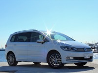 【VW ゴルフトゥーラン 新型】にぎわう輸入ミニバン市場に「VWの原点」でアピール 画像