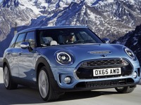MINI クラブマン 新型に「オール4」…新世代4WD搭載 画像