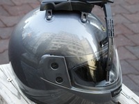 雨の日も安心、装着簡単なヘルメット用ワイパー発売 画像