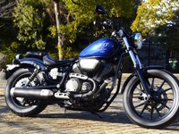 ヤマハ ボルト、車体色とタンクロゴ一新で新たな魅力…全3色の設定 画像