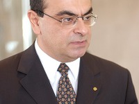 日産ゴーンCEOと小泉首相が密談!? 気になる会話の内容は… 画像