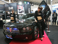 【東京オートサロン07】カーメイトは DUB と GIGA HID 画像