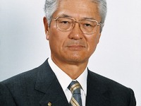 【新聞ウォッチ】小泉・ゴーン会談、CEOを外れた塙会長は“付き人”役 画像