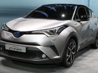 【ジュネーブモーターショー16】トヨタ C-HR 、ハイブリッドは プリウス 新型と共通 画像