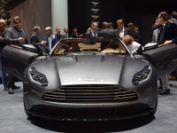 【ジュネーブモーターショー16】アストンマーティン DB11…新開発5.2L・V12エンジン［詳細画像］ 画像