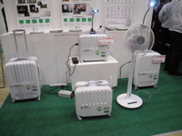【スマートエネルギーウィーク16】リーフ の電池技術活用…ポータブル蓄電池、販売に弾み 画像