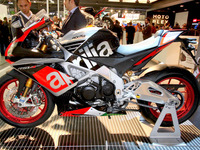 【東京モーターサイクルショー16】アプリリア、RSV4 RF を先行特別展示 画像