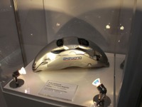 【IAAE16】曙ブレーキの10ポッドキャリパー発見！…市販はいつ？ 画像