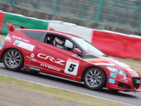 【鈴鹿ファン感謝デー16】ジャン・アレジ氏とホンダドライバーが対決…「みんなと走れて楽しい」 画像