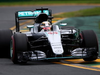 【F1 オーストラリアGP】ハミルトン、他を圧倒する速さで通算50回目のポールポジションを獲得 画像