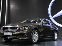 【バンコクモーターショー16】メルセデスベンツ、右ハンドルの新型 Eクラス をお披露目 画像