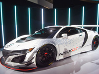 【ニューヨークモーターショー16】ホンダ NSX 新型にGT3レーサー…2017年実戦投入へ 画像