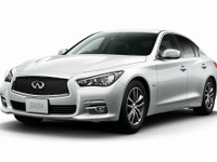 日産 スカイライン、自動ブレーキを全グレードに標準装備 画像